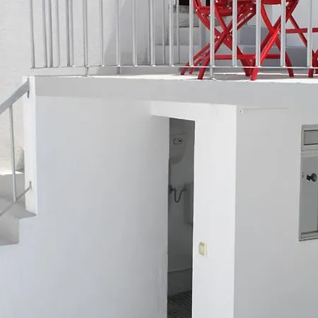 度假居 Downtown House *